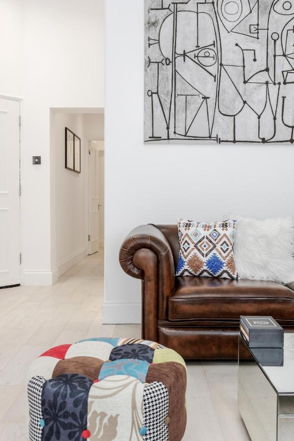 Oxford Street 2 Bed Apartment London Bagian luar foto