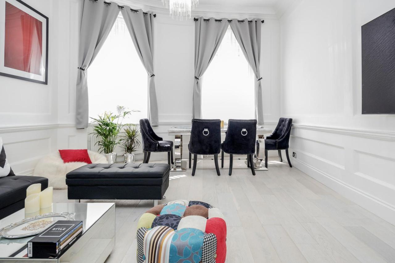 Oxford Street 2 Bed Apartment London Bagian luar foto