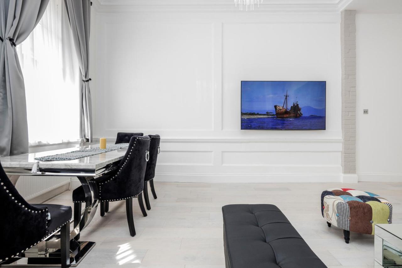 Oxford Street 2 Bed Apartment London Bagian luar foto
