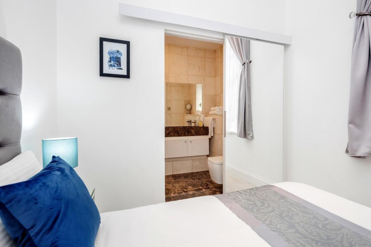 Oxford Street 2 Bed Apartment London Bagian luar foto