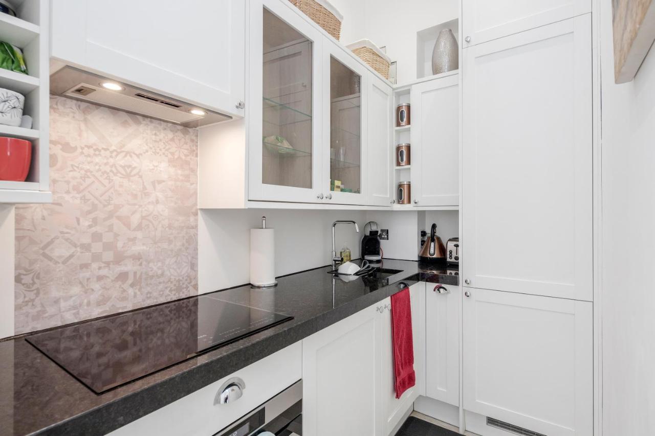 Oxford Street 2 Bed Apartment London Bagian luar foto