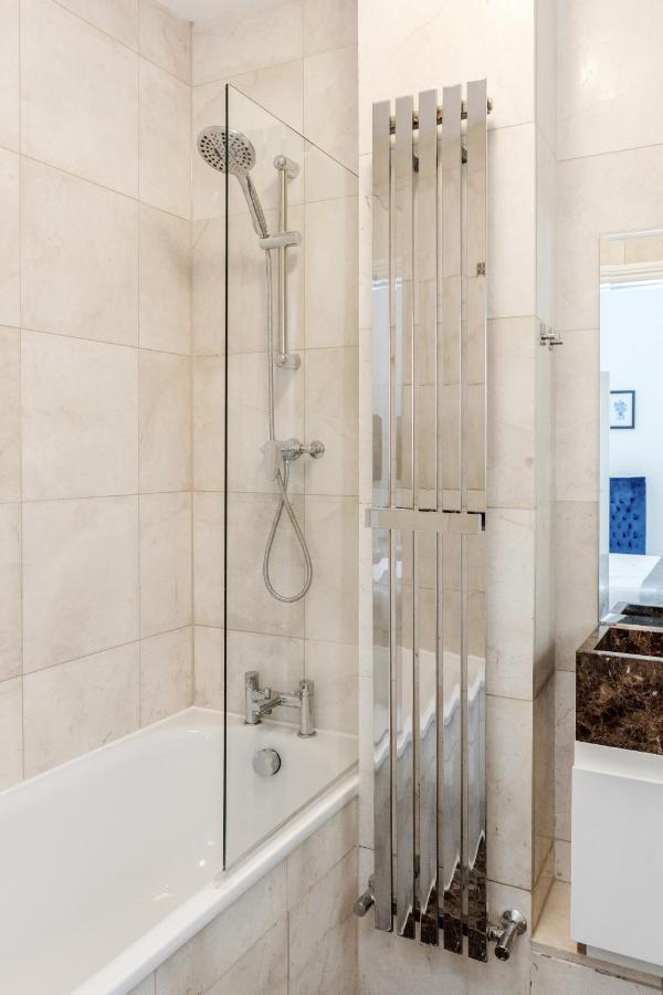 Oxford Street 2 Bed Apartment London Bagian luar foto